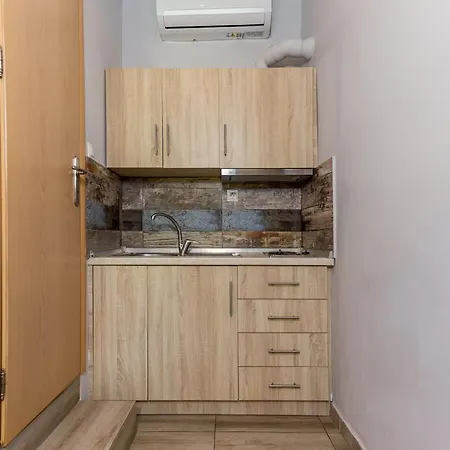 Paradisos Holiday Apartahotel