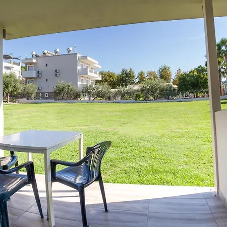 Paradisos Holiday Aparthotel