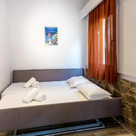 Paradisos Holiday 3* Paradisos