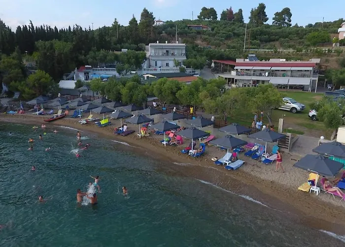 Paradisos Holiday 3*