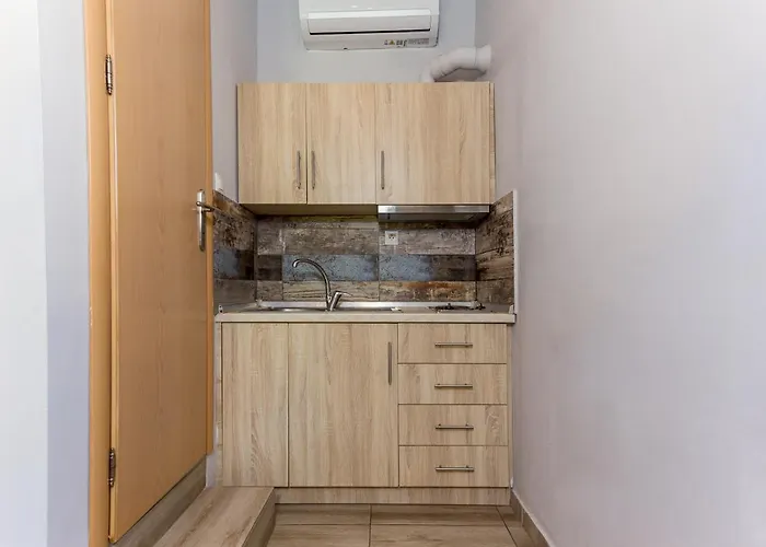 Paradisos Holiday Apart-hotel