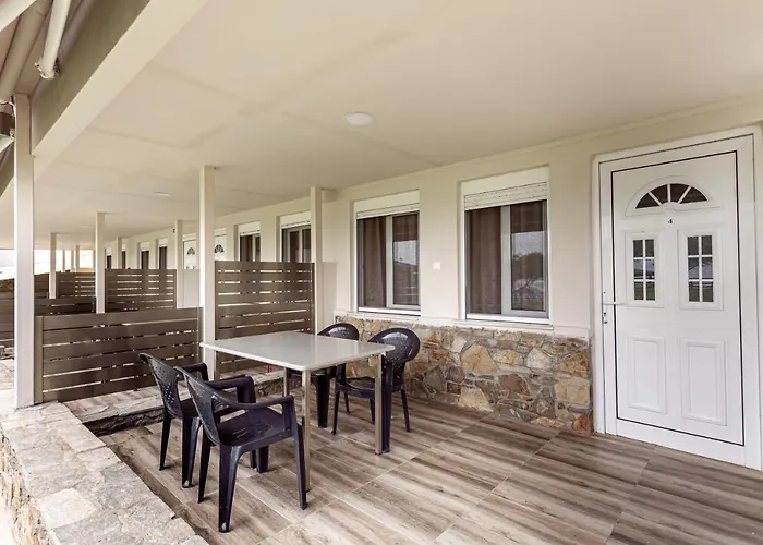 Paradisos Holiday 3* Paradisos