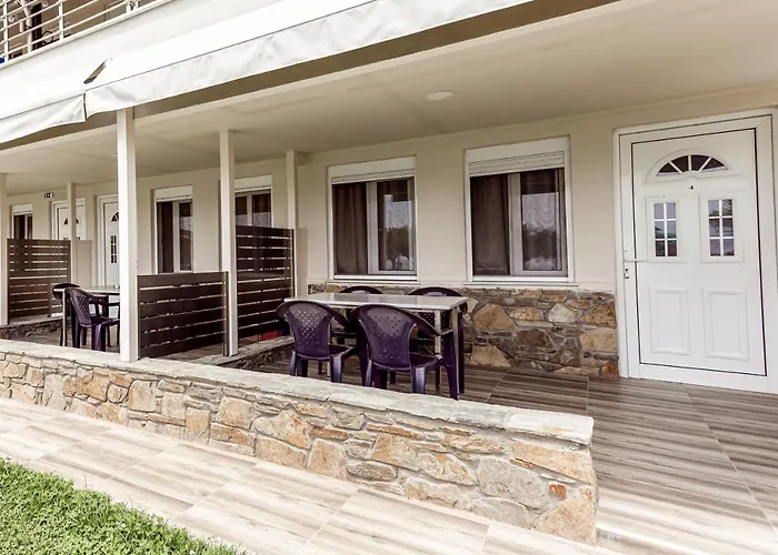 Paradisos Holiday 3* Paradisos