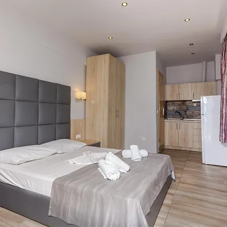 Apartmanhotel Paradisos Holiday