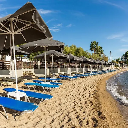 Paradisos Holiday Apartmanhotel