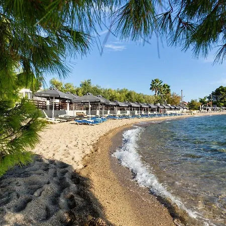 Paradisos Holiday Apartmanhotel Paradíszosz