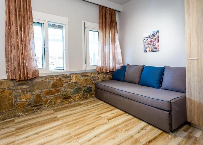 Paradisos Holiday Aparthotel